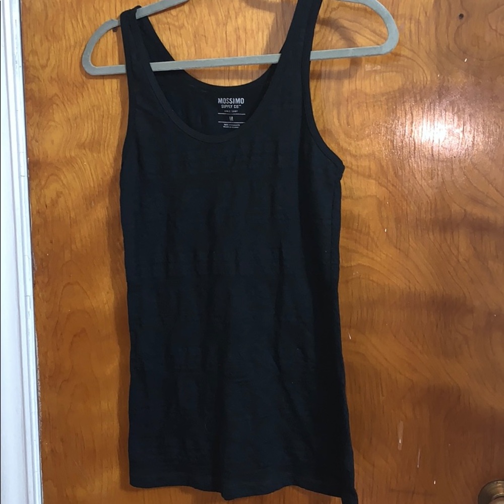 Black tank top with textured design- Medium